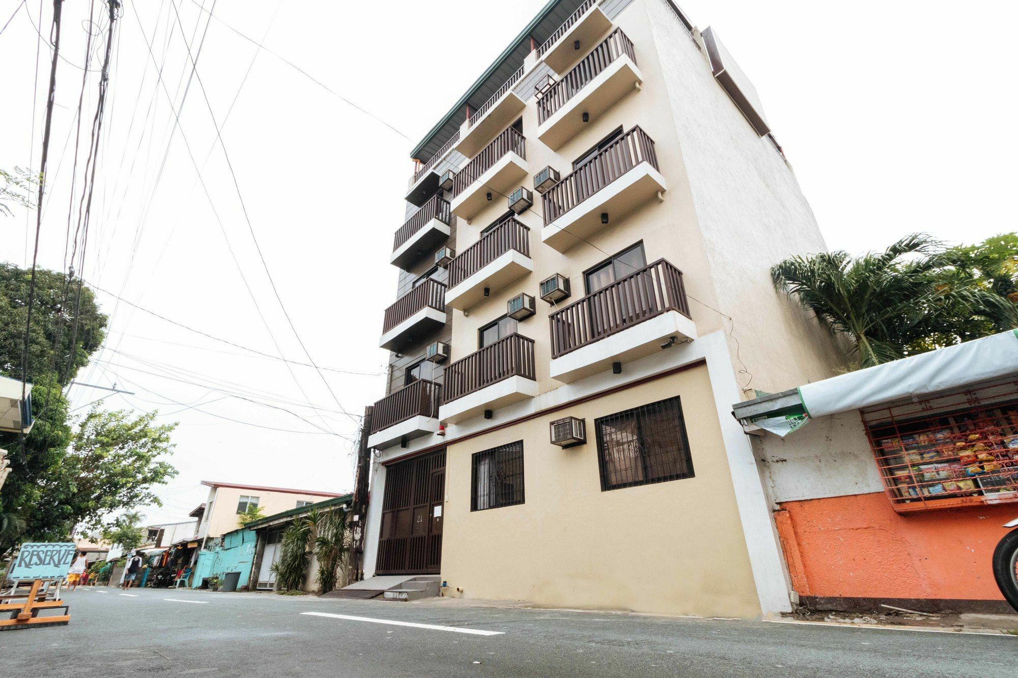 Hotel RedDoorz near NAIA Terminal 1 Paranaque City Exterior foto